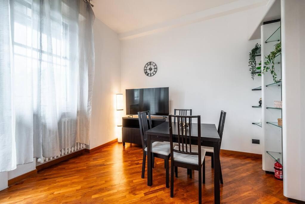 Ferienwohnung Carrobbio'S Nest - Elegant With Wifi And Netflix Mailand Exterior foto