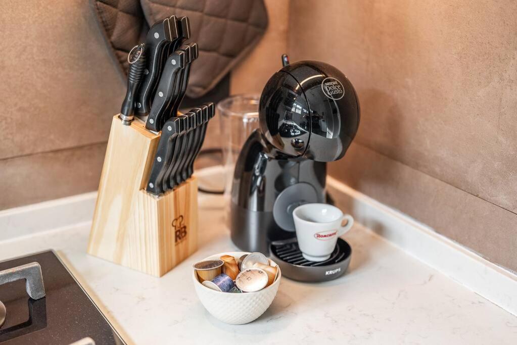 Ferienwohnung Carrobbio'S Nest - Elegant With Wifi And Netflix Mailand Exterior foto
