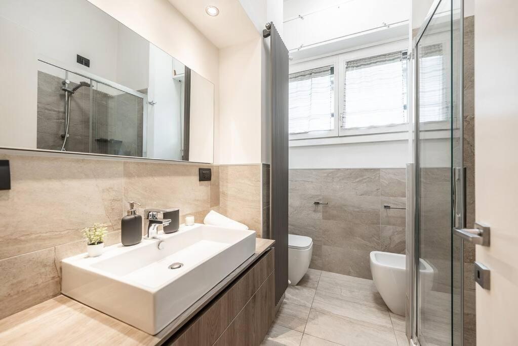 Ferienwohnung Carrobbio'S Nest - Elegant With Wifi And Netflix Mailand Exterior foto