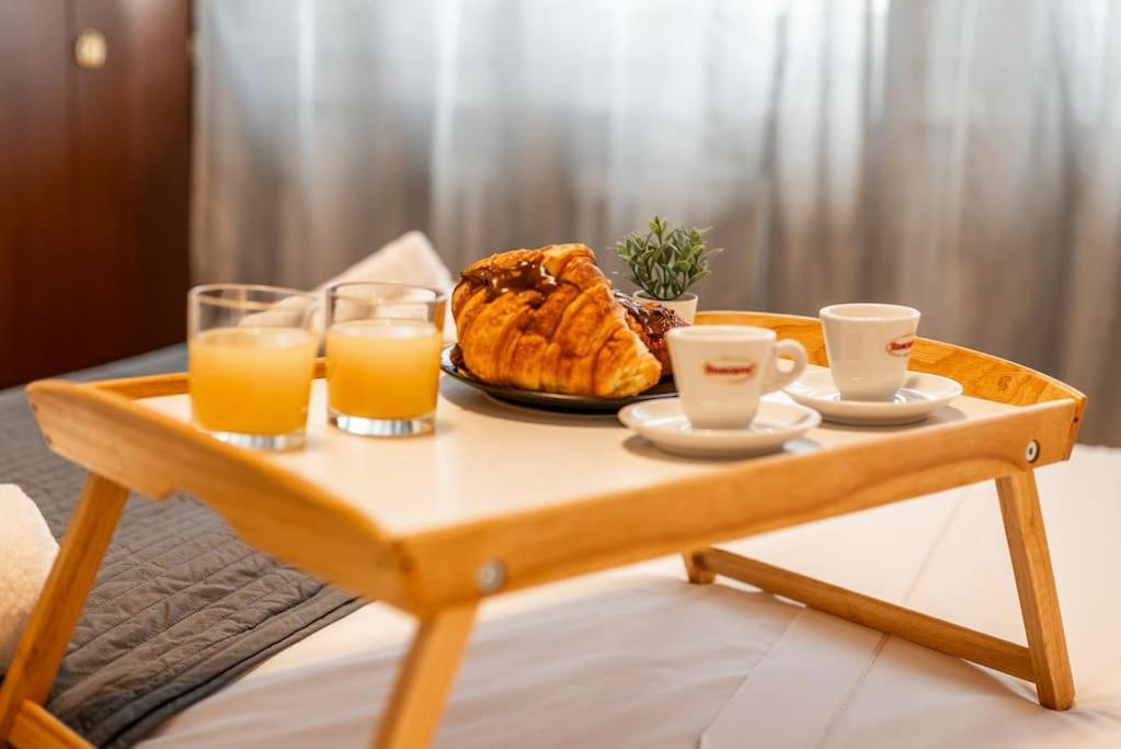 Ferienwohnung Carrobbio'S Nest - Elegant With Wifi And Netflix Mailand Exterior foto