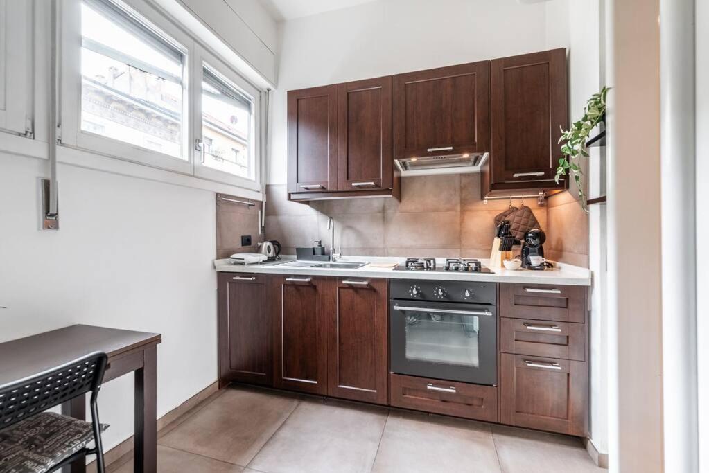 Ferienwohnung Carrobbio'S Nest - Elegant With Wifi And Netflix Mailand Exterior foto