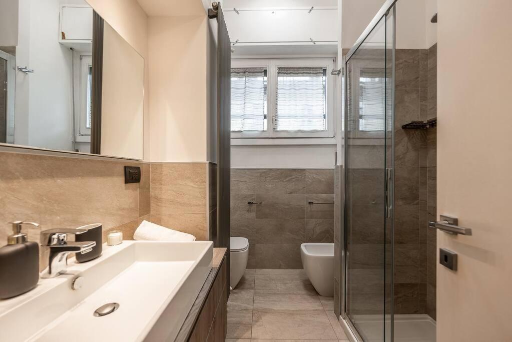 Ferienwohnung Carrobbio'S Nest - Elegant With Wifi And Netflix Mailand Exterior foto